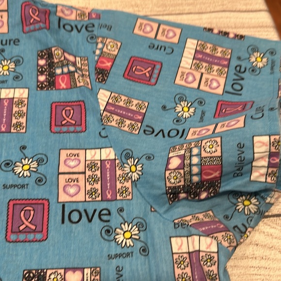 Women’s breast cancer cure support nurses scrub top size 2XL - Picture 8 of 10
